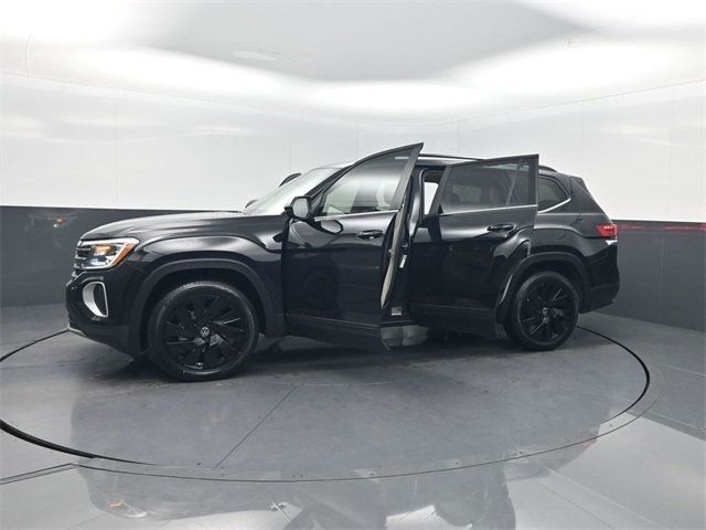 2024 Volkswagen Atlas 2.0T SE w/Technology FWD - 22943016 - 39