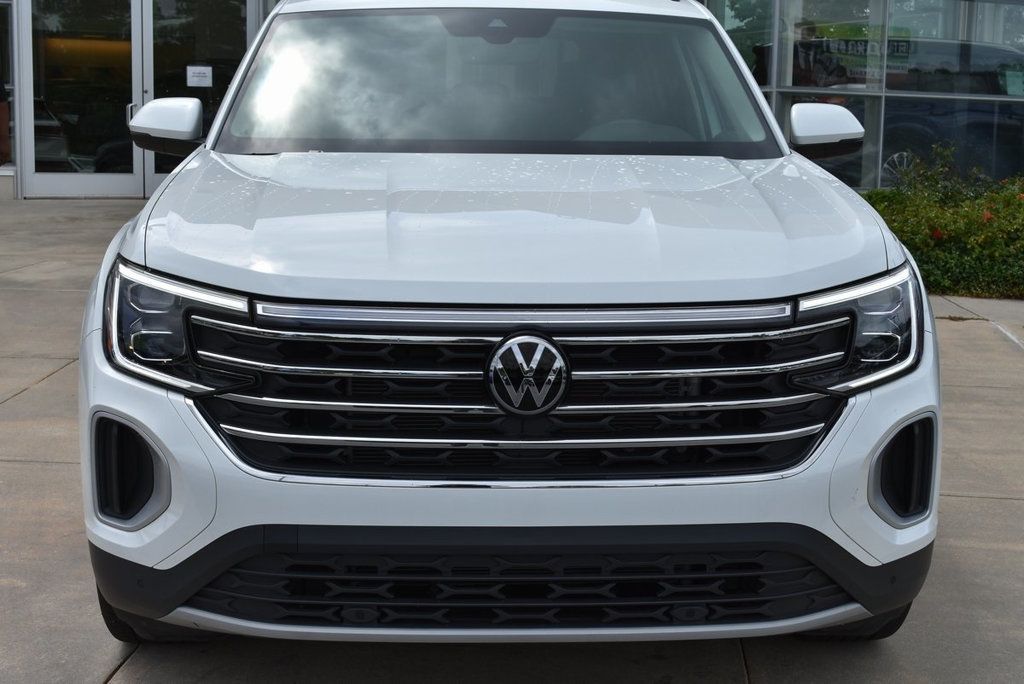 2024 Volkswagen Atlas SE Technology photo 4