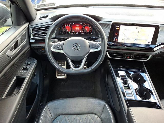 2024 Volkswagen Atlas Cross Sport 2.0T SEL Premium R-Line 4MOTION - 22944750 - 11