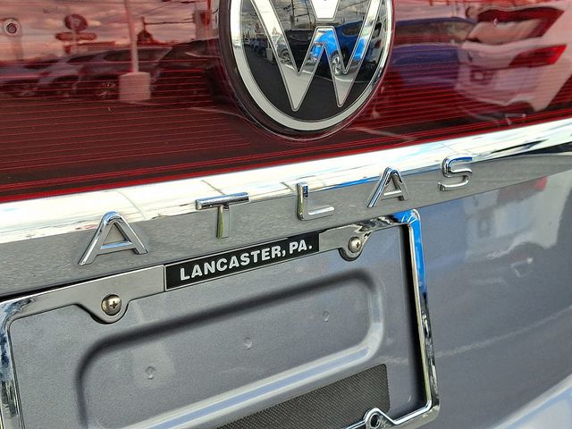 2024 Volkswagen Atlas Cross Sport 2.0T SEL Premium R-Line 4MOTION - 22944750 - 28