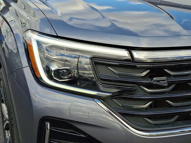 2024 Volkswagen Atlas Cross Sport 2.0T SEL Premium R-Line 4MOTION - 22944750 - 8