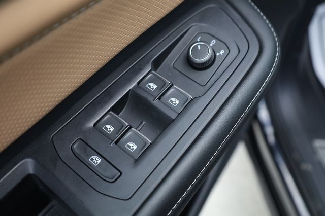 2024 Volkswagen Atlas Cross Sport 2.0T SEL R-Line 4MOTION - 23002219 - 35