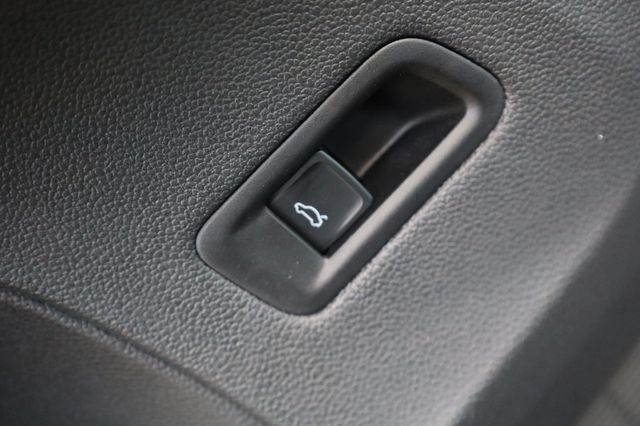 2024 Volkswagen Atlas Cross Sport 2.0T SEL R-Line 4MOTION - 23002219 - 37