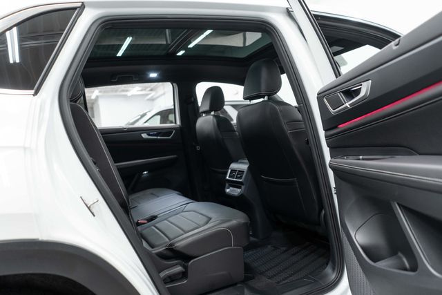 2024 Volkswagen Atlas Cross Sport 2.0T SEL R-Line 4MOTION - 23071906 - 10