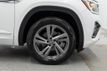 2024 Volkswagen Atlas Cross Sport 2.0T SEL R-Line 4MOTION - 23071906 - 40