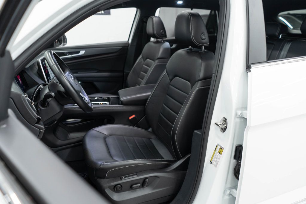 Volkswagen Atlas Cross Sport photo 8