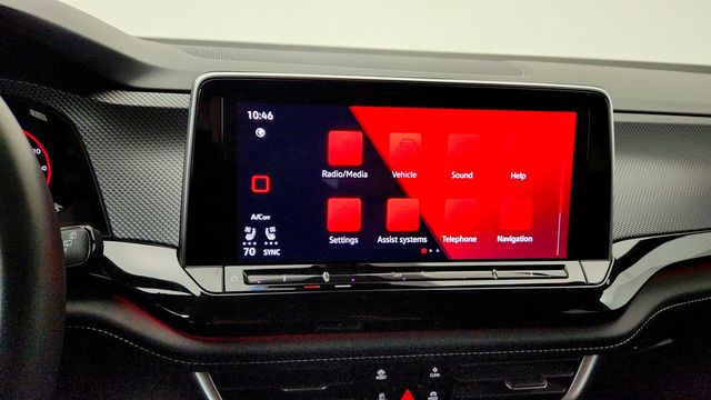 2024 Volkswagen Atlas Cross Sport 2.0T SEL R-Line 4MOTION - 23020899 - 17