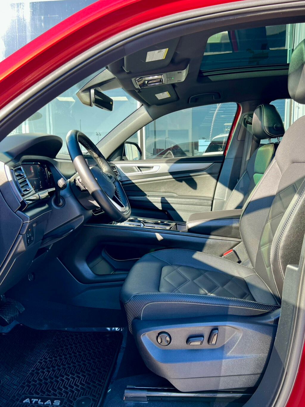 2024 Volkswagen Atlas Cross Sport 2.0T SE w/Technology 4MOTION - 22959213 - 12