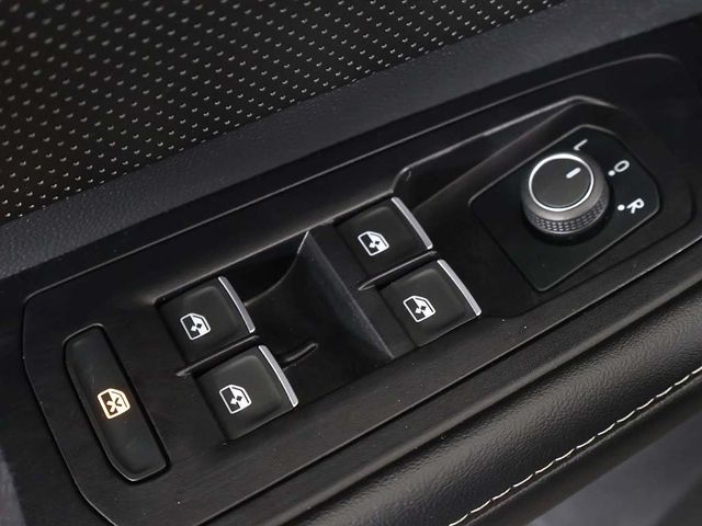 2024 Volkswagen Atlas Cross Sport 2.0T SE w/Technology 4MOTION - 22941807 - 37