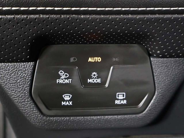 2024 Volkswagen Atlas Cross Sport 2.0T SE w/Technology 4MOTION - 22941807 - 38