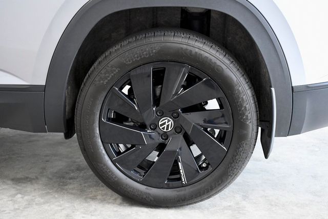 2024 Volkswagen Atlas Cross Sport 2.0T SE w/Technology 4MOTION - 22822072 - 11