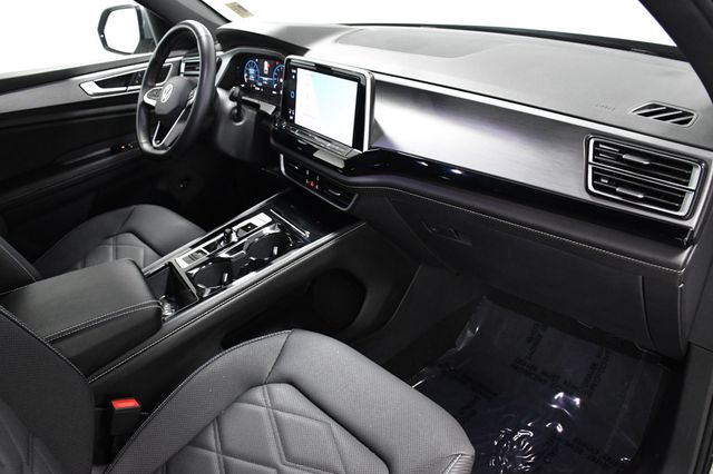 2024 Volkswagen Atlas Cross Sport 2.0T SE w/Technology 4MOTION - 22982087 - 16