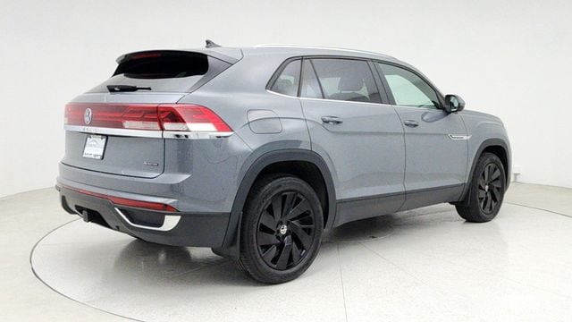 2024 Volkswagen Atlas Cross Sport 2.0T SE w/Technology 4MOTION - 22941454 - 4