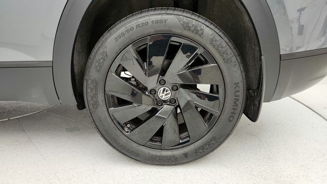 2024 Volkswagen Atlas Cross Sport 2.0T SE w/Technology 4MOTION - 22941454 - 8