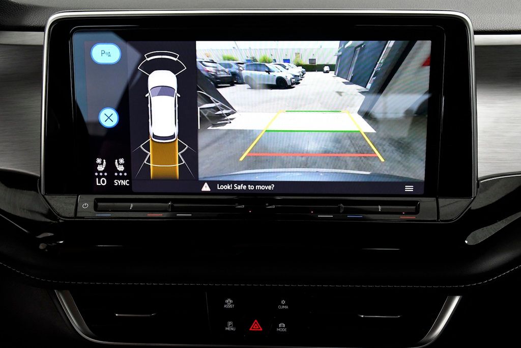 2024 Volkswagen Atlas Cross Sport 2.0T SE w/Technology FWD - 22880927 - 22