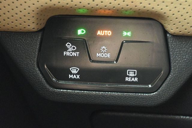 2024 Volkswagen Atlas Cross Sport 2.0T SE w/Technology FWD - 23060731 - 25