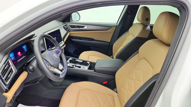 2024 Volkswagen Atlas Cross Sport 2.0T SE w/Technology FWD - 22999397 - 19