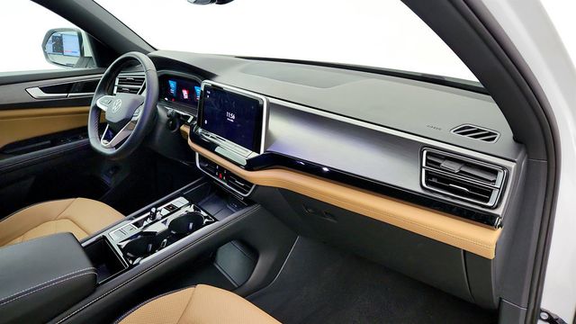 2024 Volkswagen Atlas Cross Sport 2.0T SE w/Technology FWD - 22999397 - 24