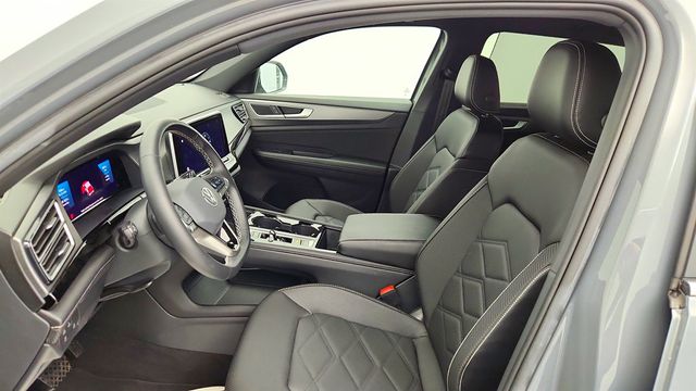 2024 Volkswagen Atlas Cross Sport 2.0T SE w/Technology FWD - 23016322 - 19