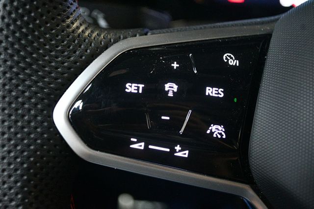 2024 Volkswagen Golf GTI 2.0T 380 Autobahn Manual - 22967483 - 40