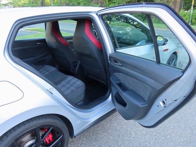2024 Volkswagen Golf GTI 2.0T 380 S Manual - 23035174 - 27