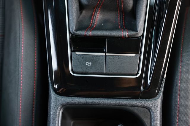 2024 Volkswagen Golf GTI 2.0T 380 S Manual - 23078291 - 44