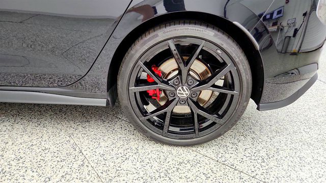 2024 Volkswagen Golf GTI 2.0T 380 S Manual - 23057846 - 8