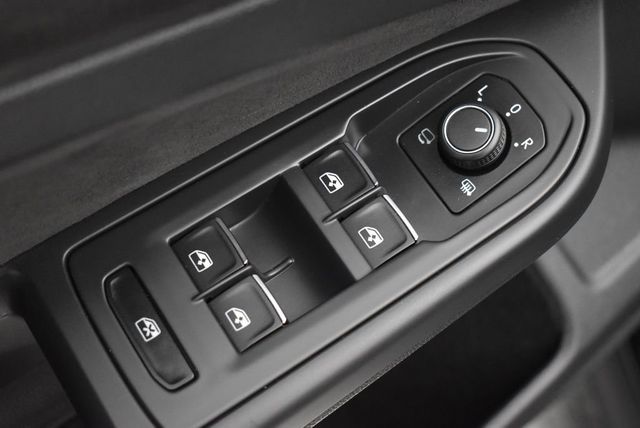 2024 Volkswagen Golf GTI 2.0T S - 22939377 - 9