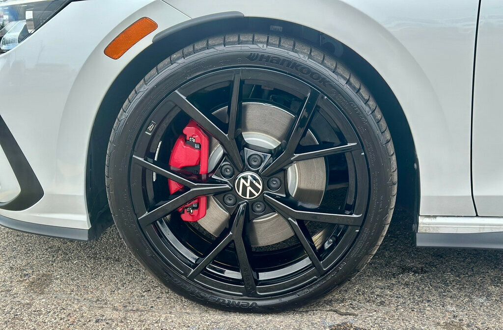 2024 Volkswagen Golf GTI SE - 22926301 - 39
