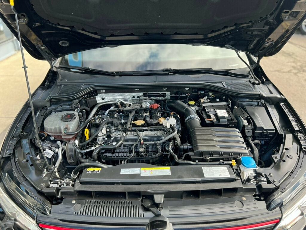 2024 Volkswagen Golf GTI SE - 22987271 - 10