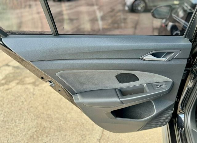 2024 Volkswagen Golf GTI SE - 22987271 - 15