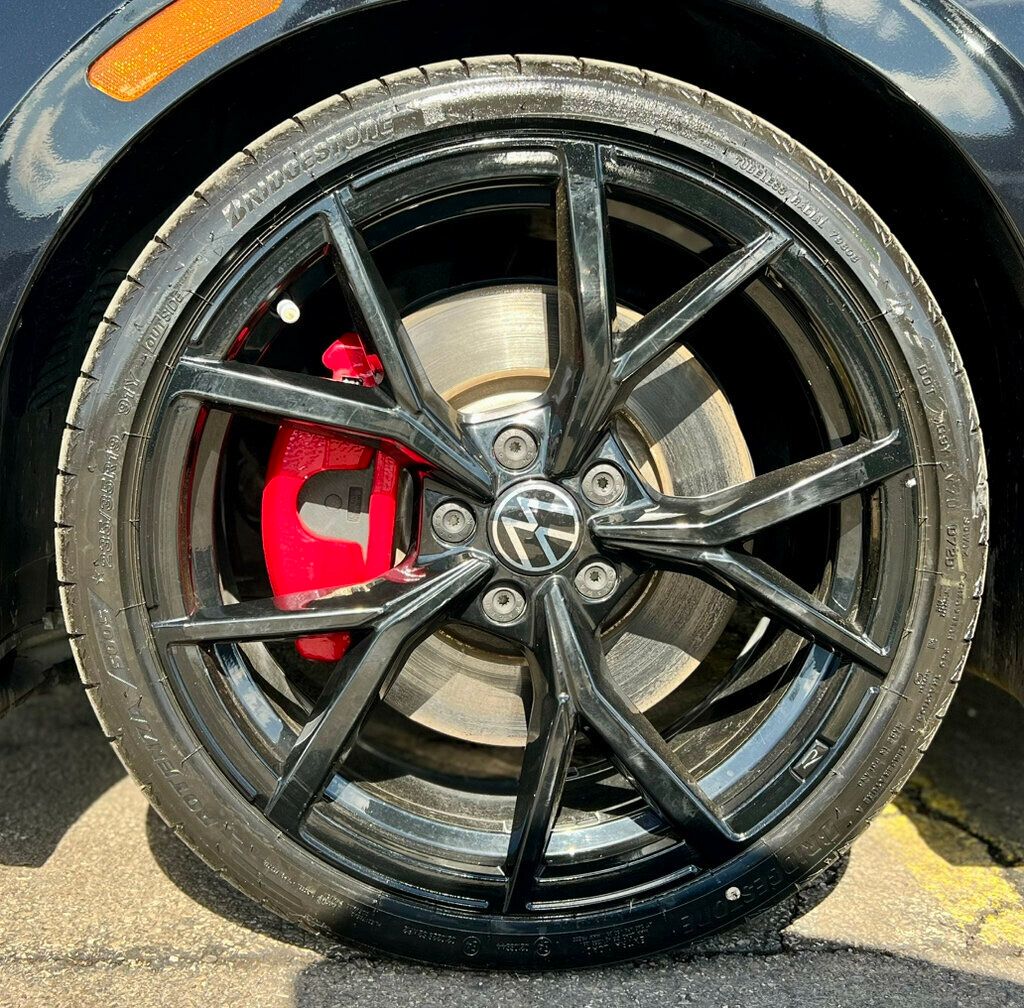 2024 Volkswagen Golf GTI SE - 22987271 - 31