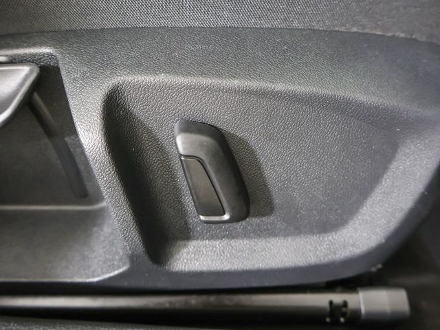2024 Volkswagen Golf R 2.0T - 23043789 - 33