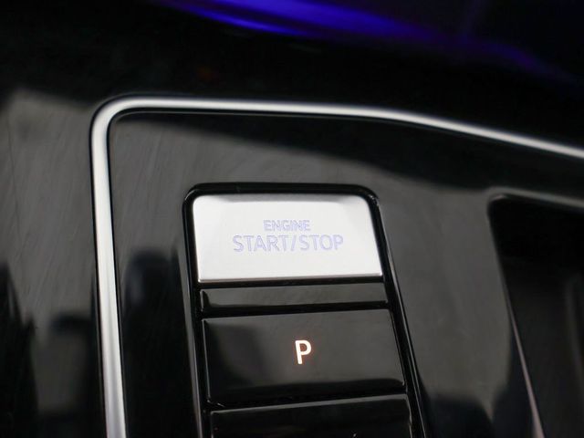 2024 Volkswagen Golf R 2.0T - 23043789 - 39
