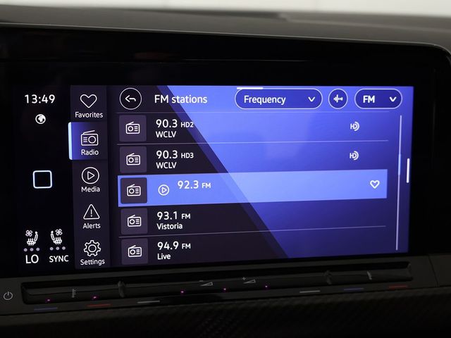 2024 Volkswagen Golf R 2.0T Manual - 23058397 - 51