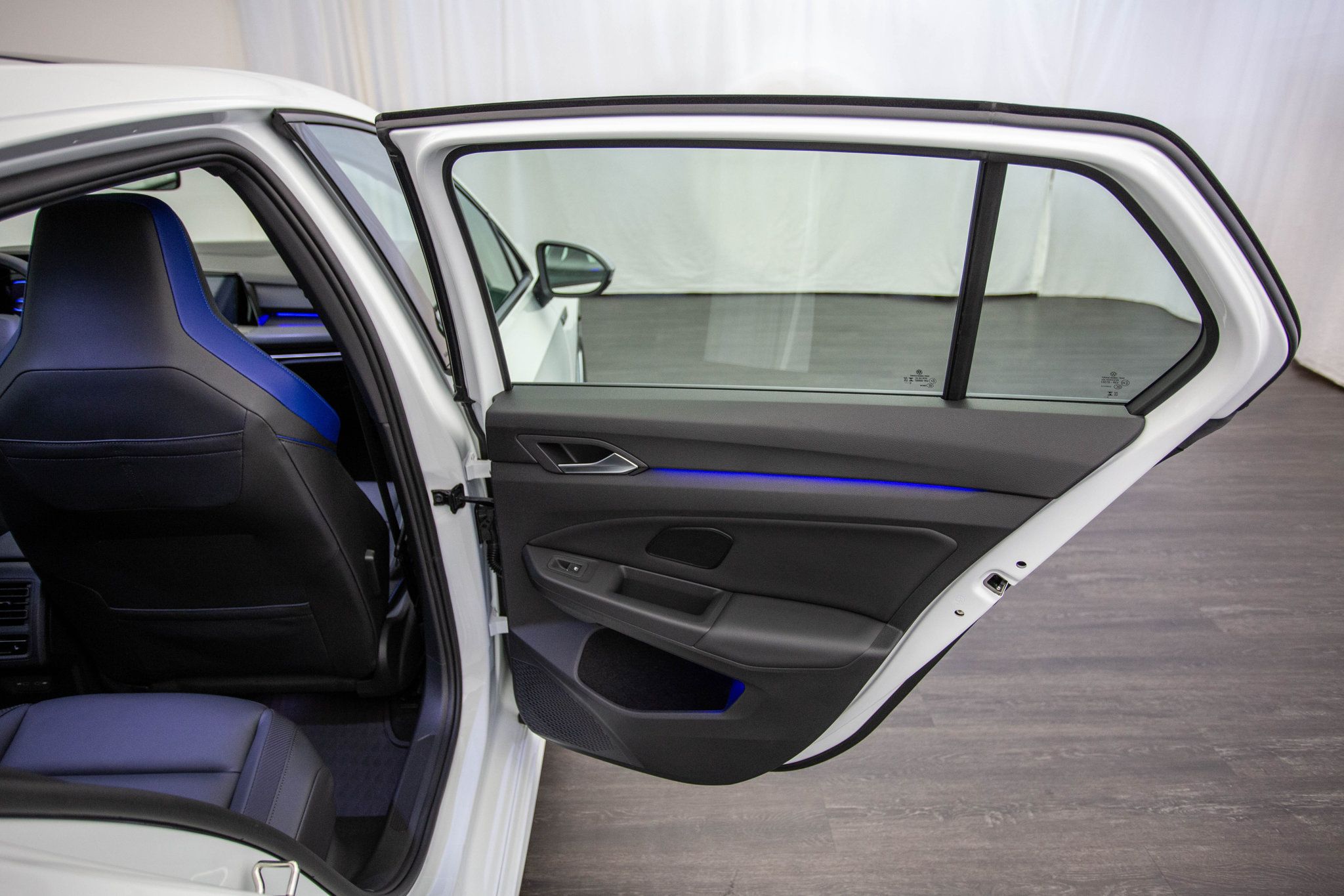 2024 Volkswagen Golf R photo 24