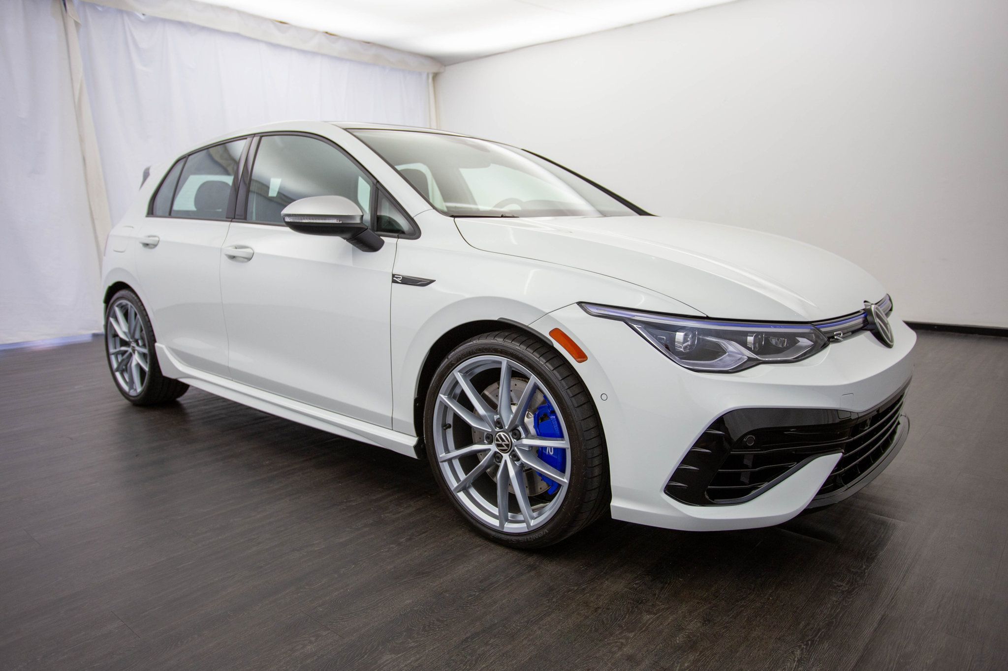 2024 Volkswagen Golf R photo 29