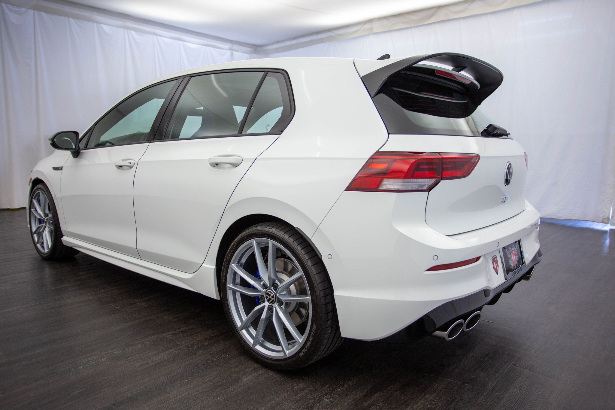 2024 Volkswagen Golf R photo 32