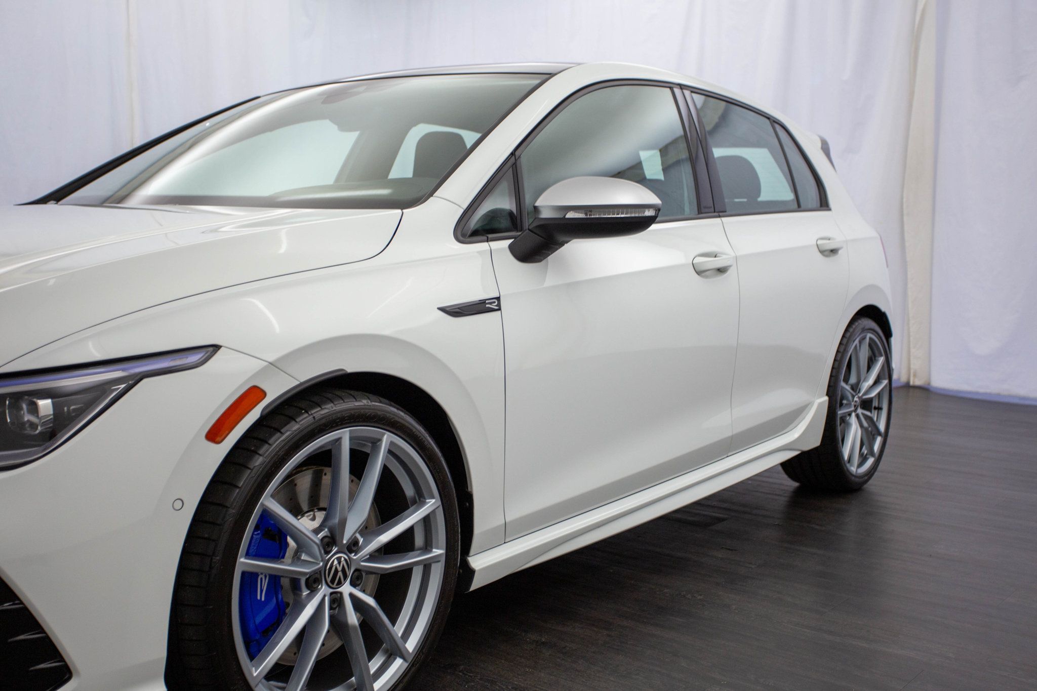 2024 Volkswagen Golf R photo 36