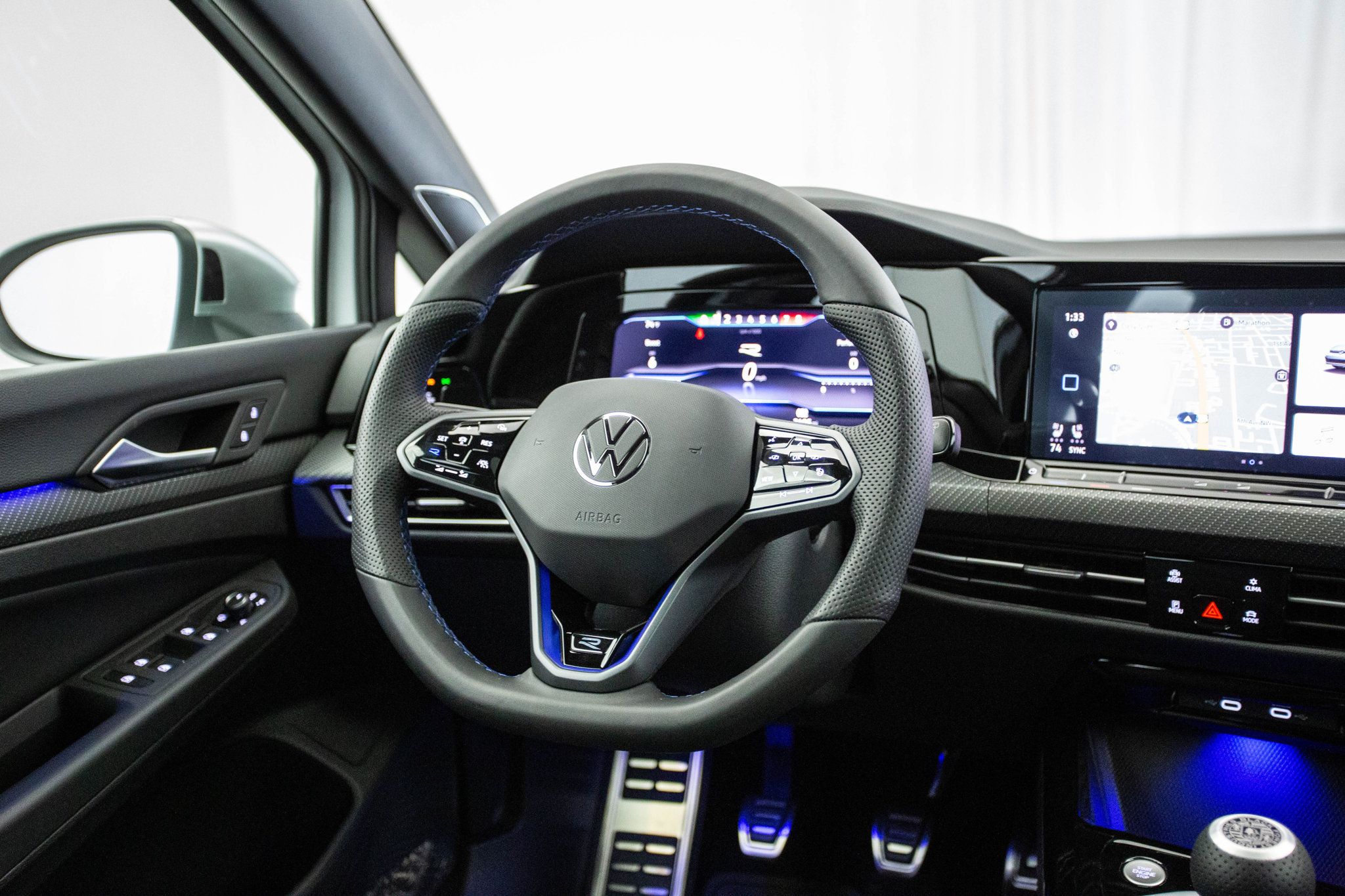 2024 Volkswagen Golf R photo 5
