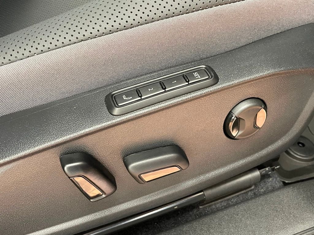 2024 Volkswagen ID.4 Pro S AWD - 22958477 - 23