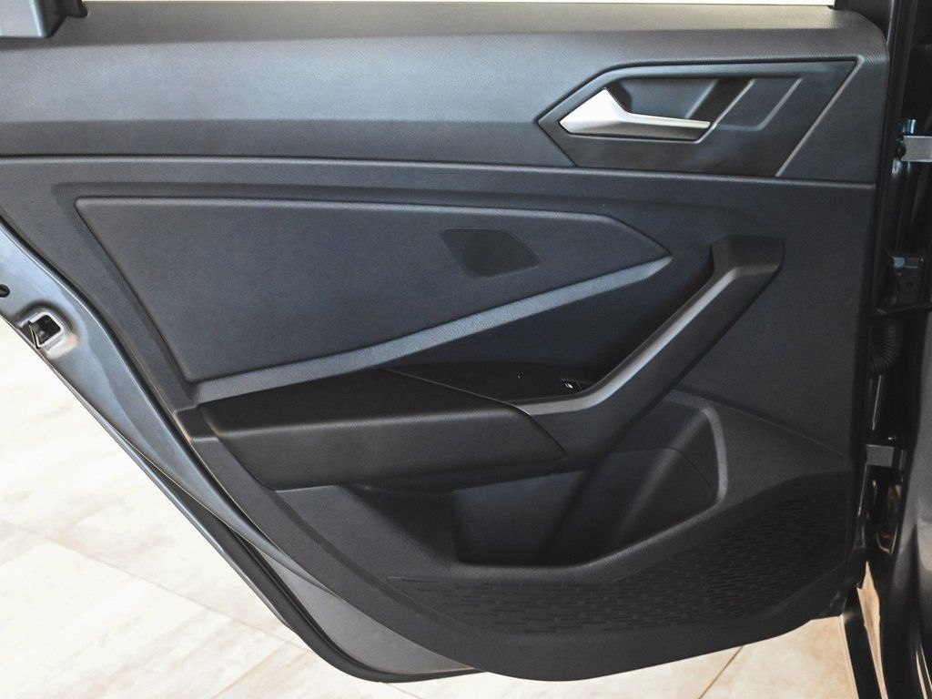 2024 Volkswagen Jetta 1.5T photo 10
