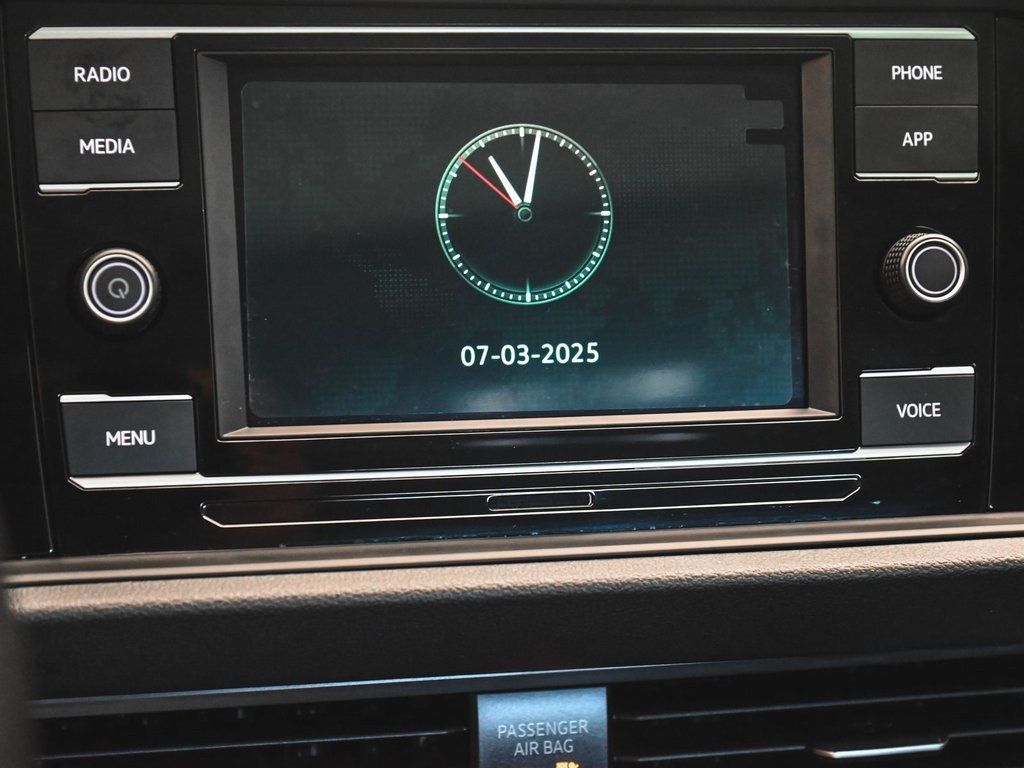 2024 Volkswagen Jetta 1.5T photo 21