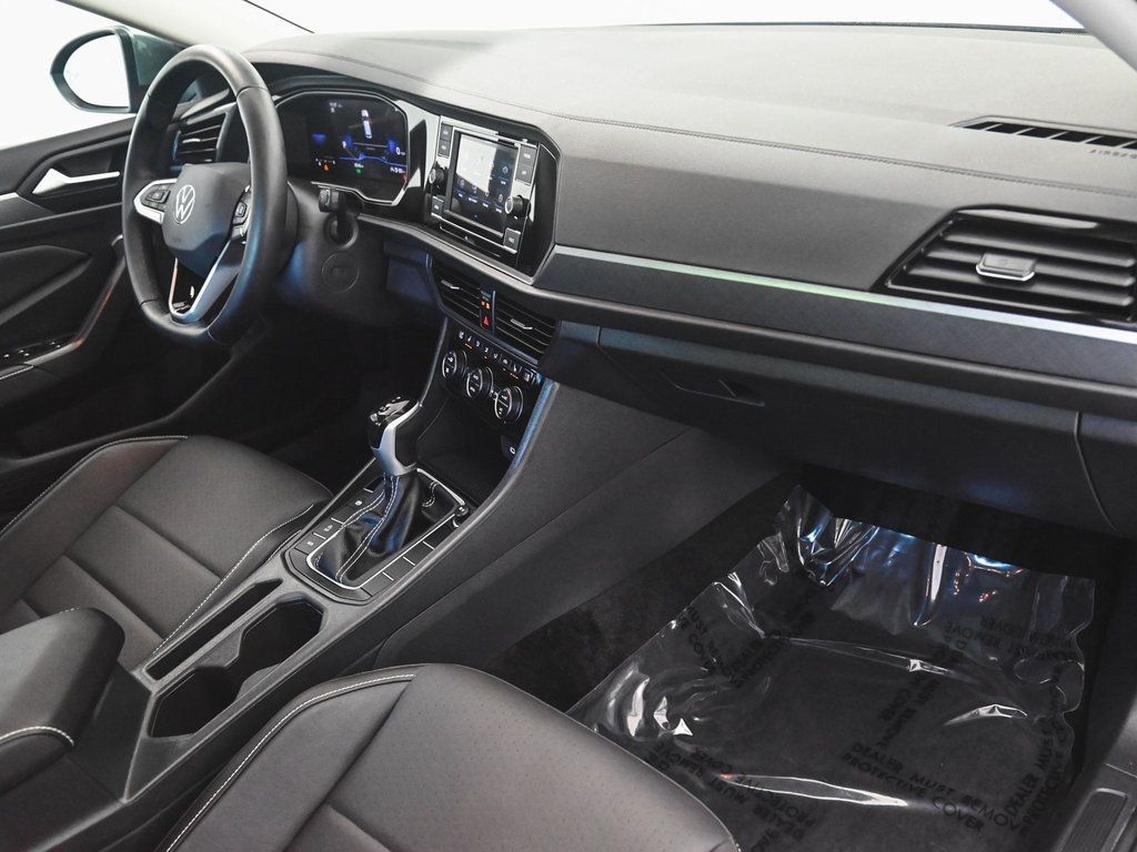 2024 Volkswagen Jetta 1.5T photo 34