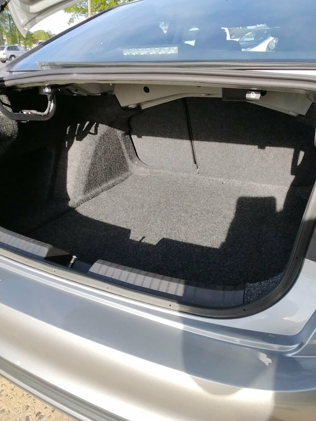 2024 Volkswagen Jetta S Automatic - 23010393 - 25