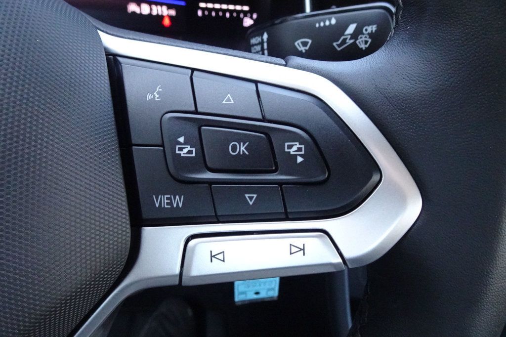 2024 Volkswagen Jetta photo 16