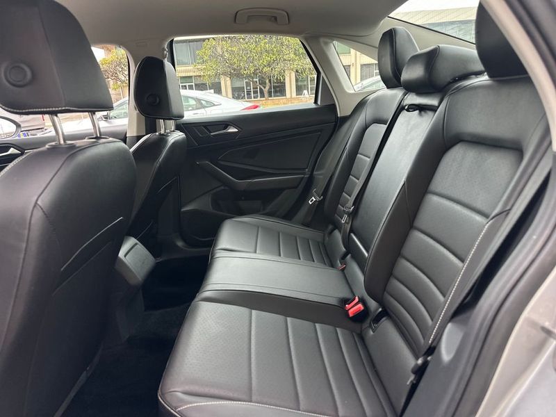 2024 Volkswagen Jetta SE Automatic - 22976001 - 13