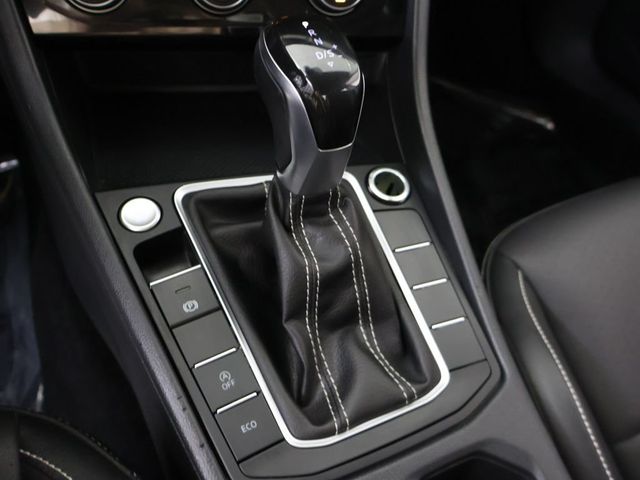 2024 Volkswagen Jetta SE Automatic - 23015441 - 48