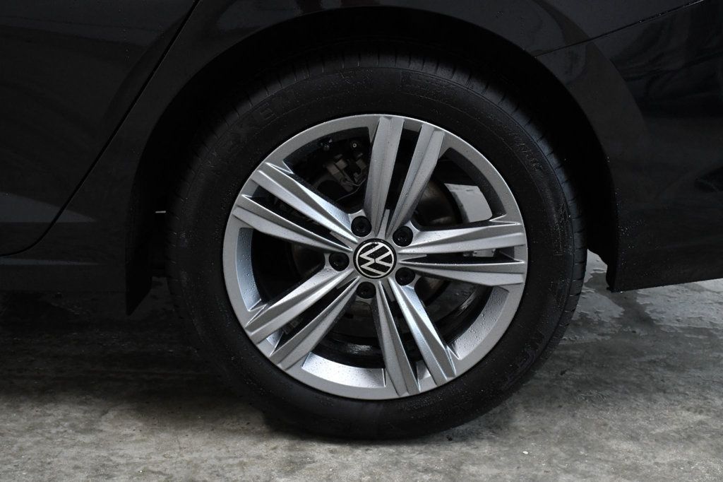 2024 Volkswagen Jetta SE Automatic - 22864645 - 11
