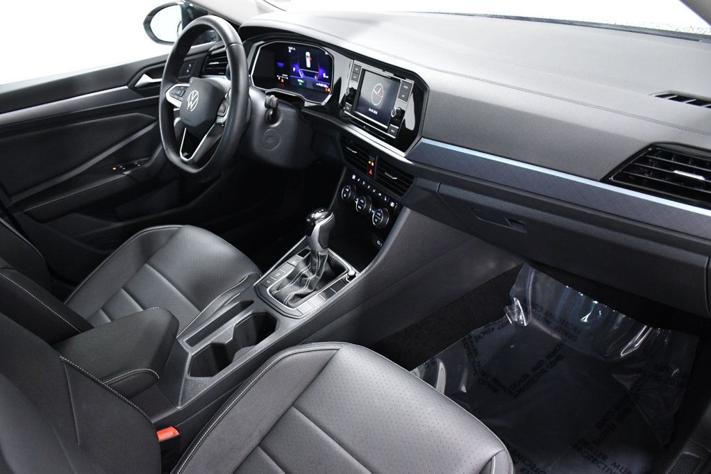 2024 Volkswagen Jetta SE Automatic - 22864645 - 15
